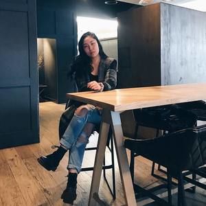 Meet your Posher, Jackie